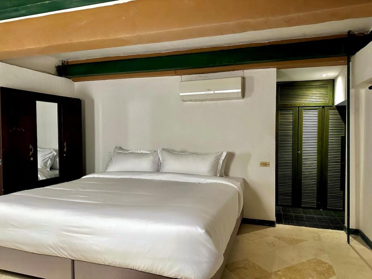 By Calamari Homes - El Porvenir 207 Walled Cartagena