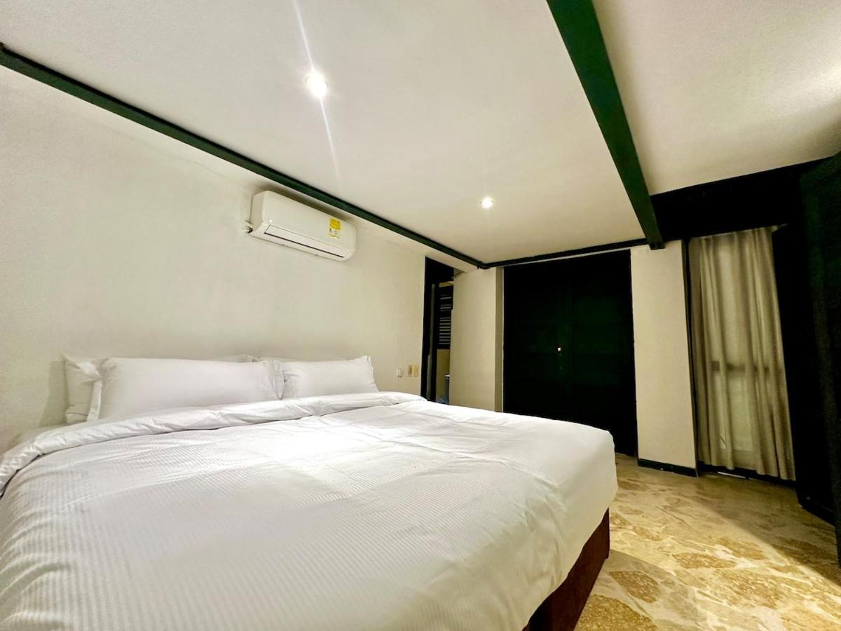 By Calamari Homes - El Porvenir 207 Walled